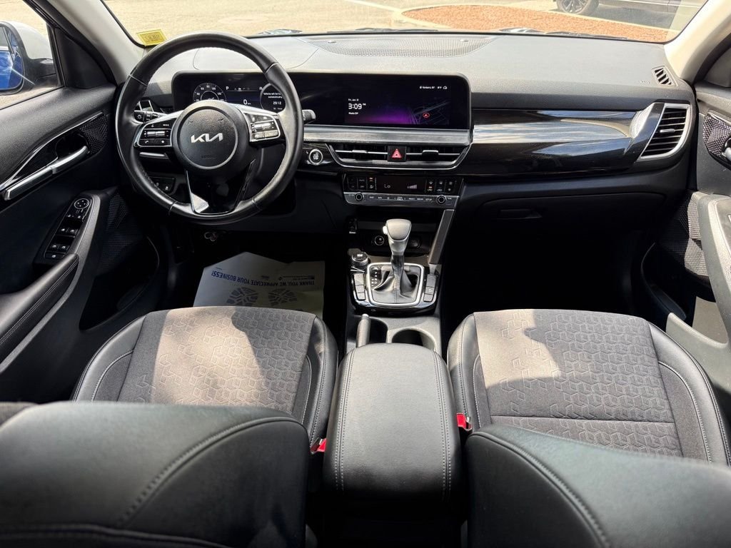 Used 2024 Dark Ocean Blue / White Roof Kia S image 24