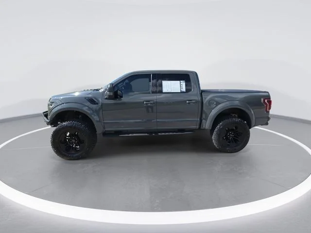 Used 2020  Ford Raptor image 5