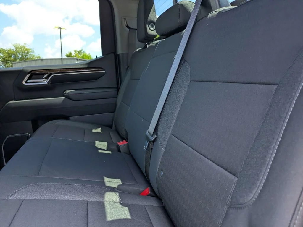 Used 2023 Black GMC SLE image 13