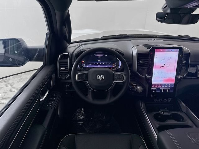 New 2026 Diamond Black Crystal Pearl-Coat Exterior Paint RAM Laramie image 23