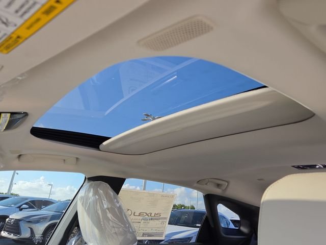 New 2026 Matador Red Mica Lexus PREMIUM PLUS image 22