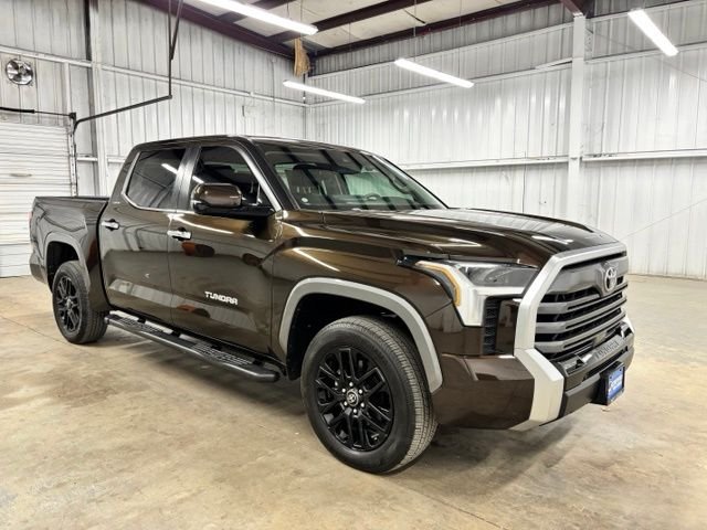 Used 2024  Toyota Limited image 1