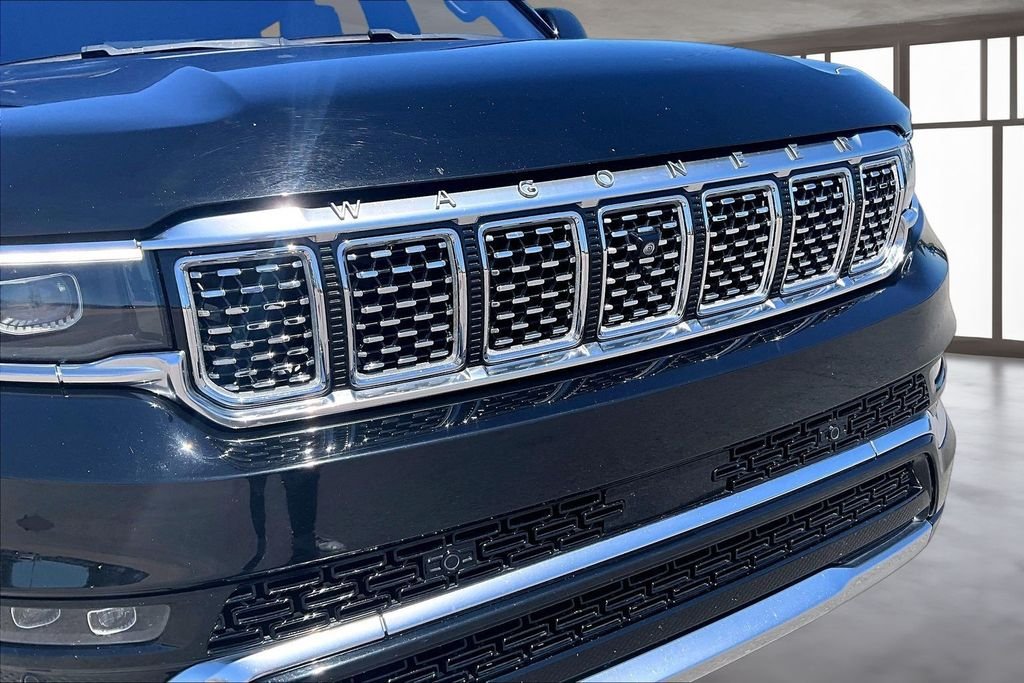 Used 2022 Diamond Black Jeep Series II image 29
