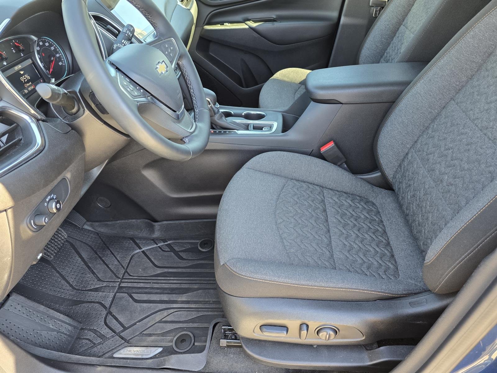 2024 Chevrolet Equinox LT - Photo 9