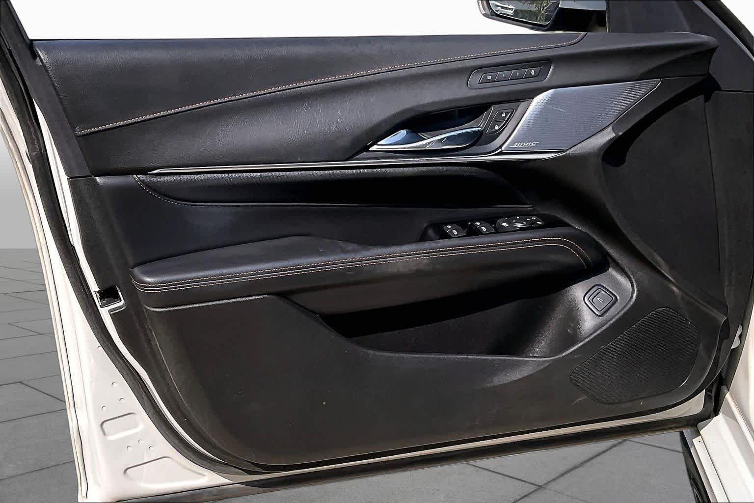 Used 2023 Rift Metallic Cadillac  image 21