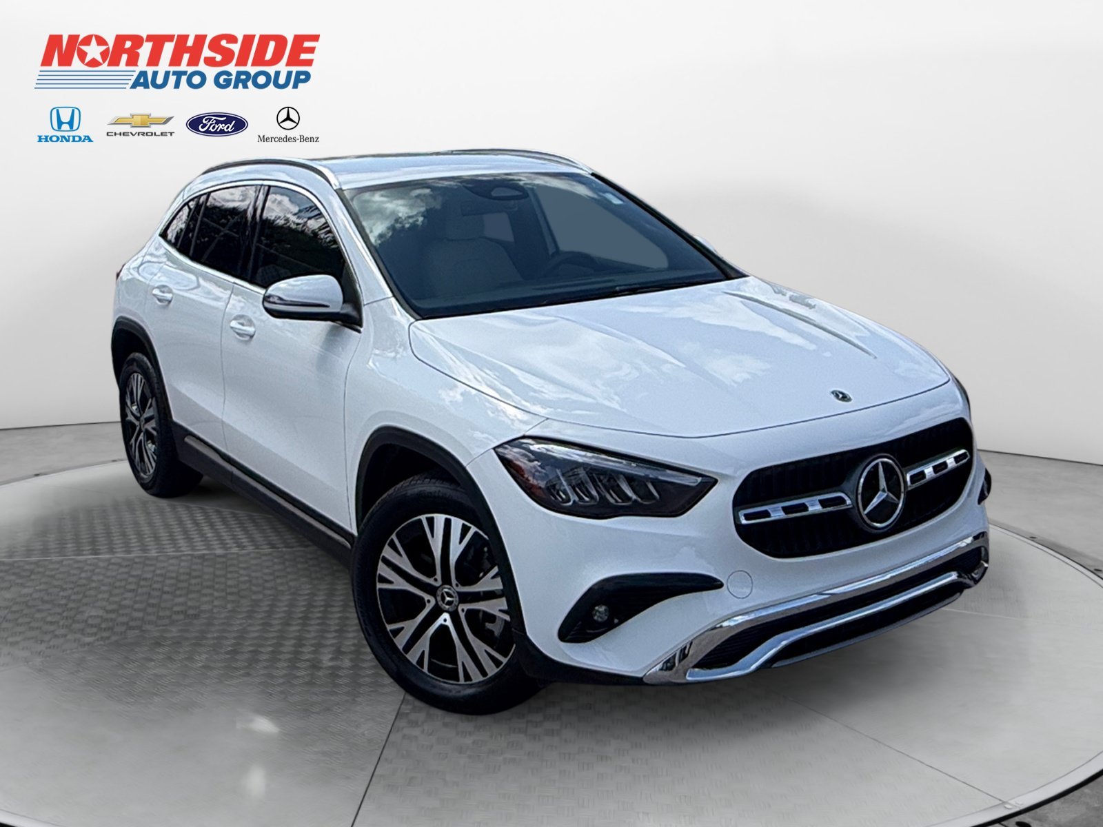 Used 2026 Polar White Mercedes-Benz GLA 250 image 1