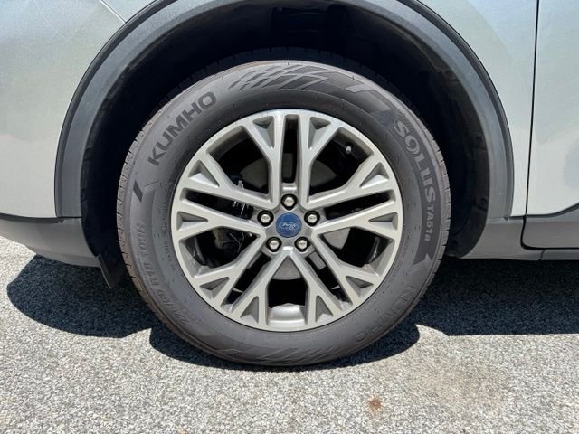 Used 2022 Ford Escape SEL with VIN 1FMCU9H6XNUA95676 for sale in Crown Point, IN