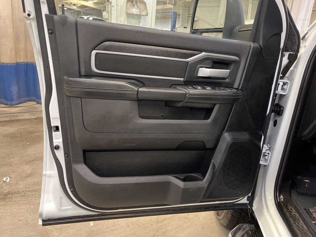 Used 2024 White Ram Big Horn image 11