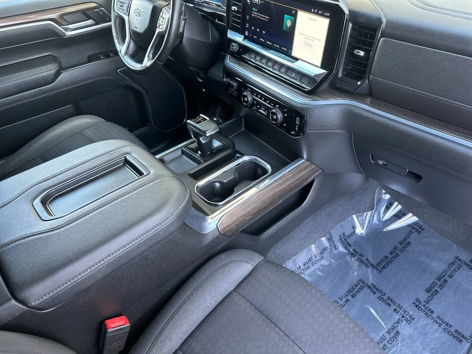 Used 2022 Summit White Chevrolet RST image 15