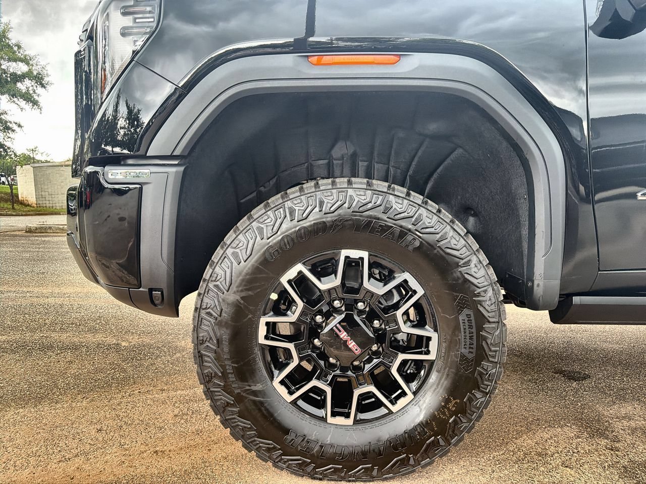 New 2026 Onyx Black GMC AT4X image 28