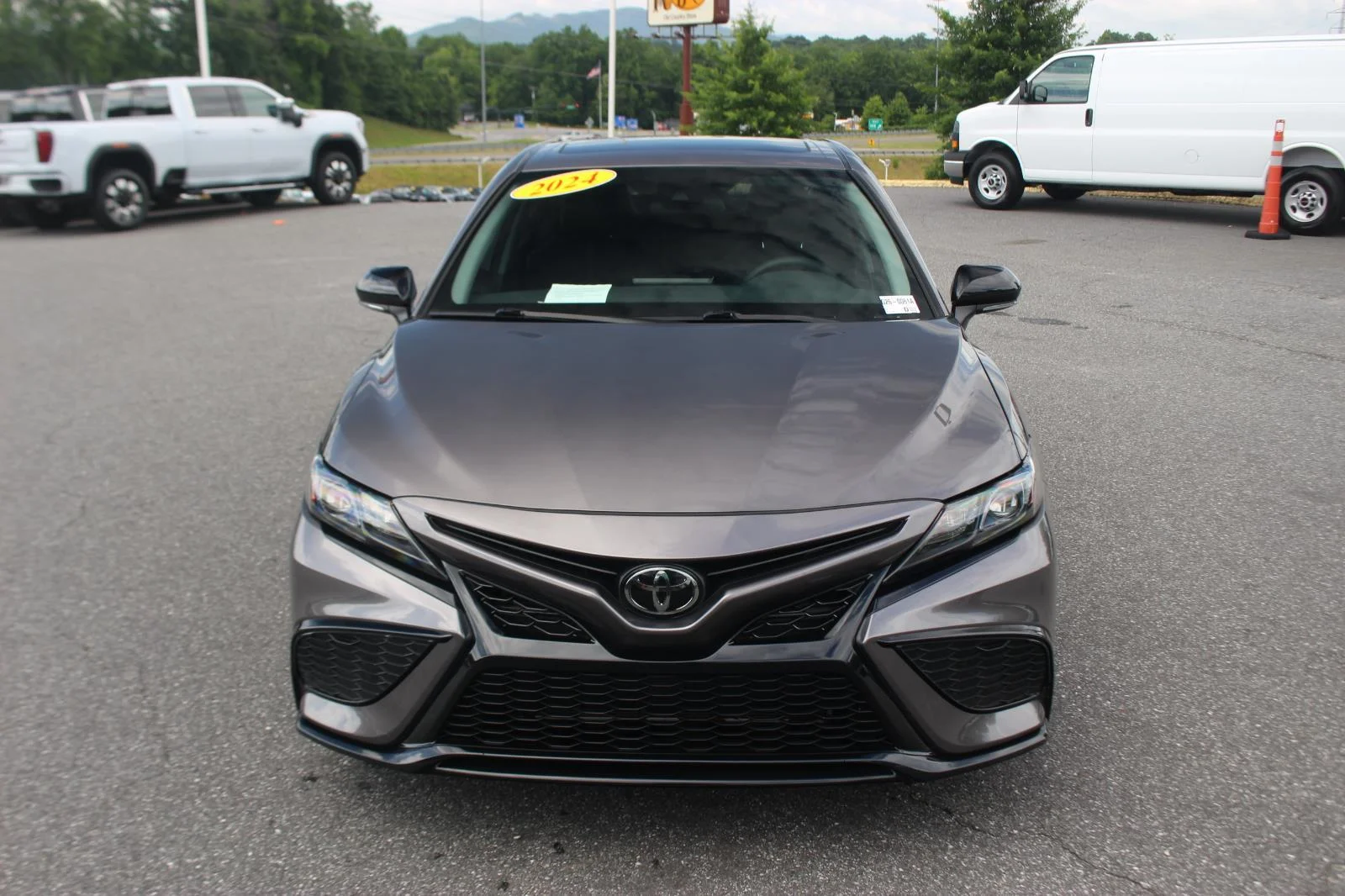 Used 2024 Gray Toyota SE image 3