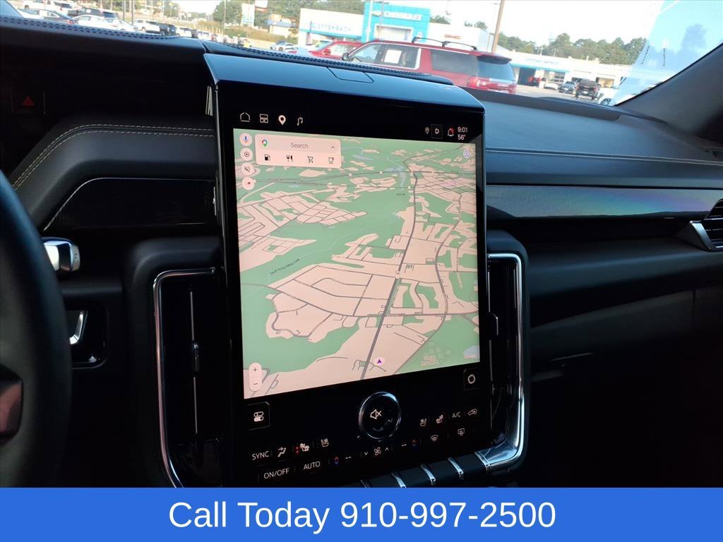 Used 2025 Onyx Black GMC Elevation image 23