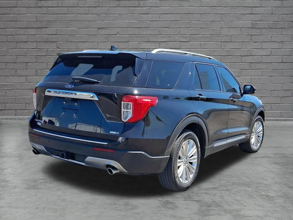 Used 2020 Black Ford Limited image 11