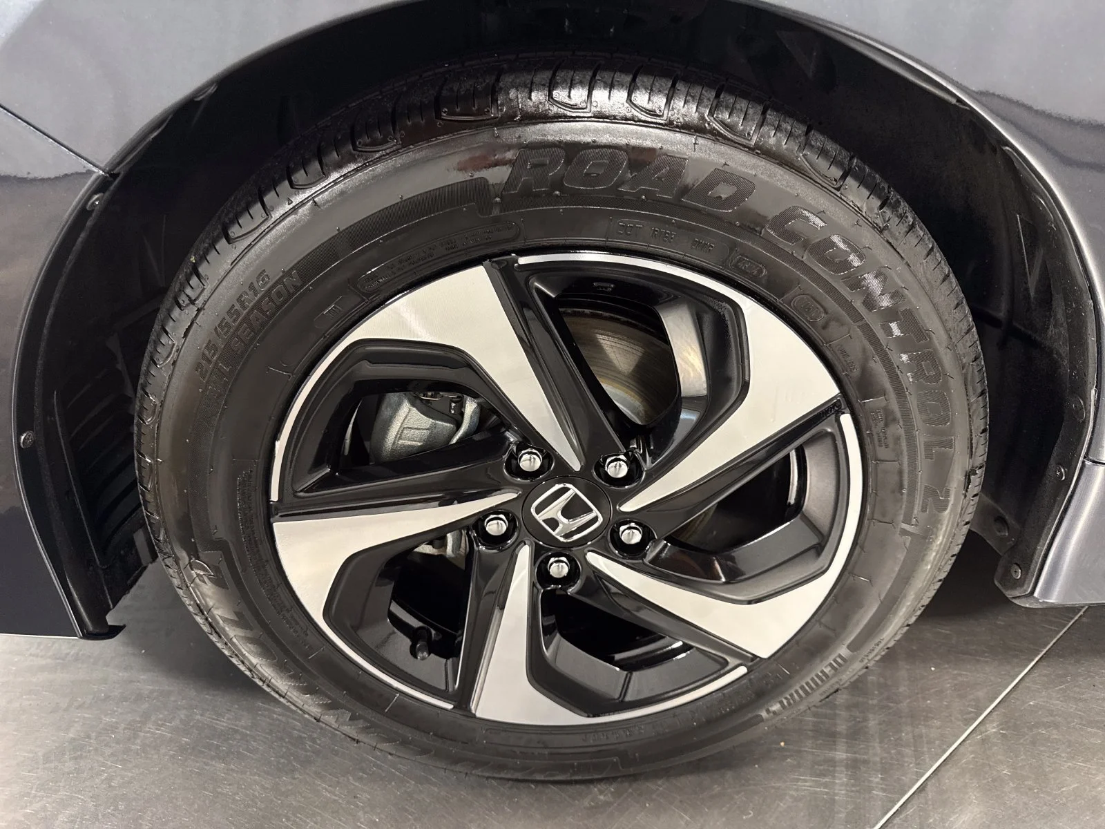 2022 Honda Insight EX - Photo 2