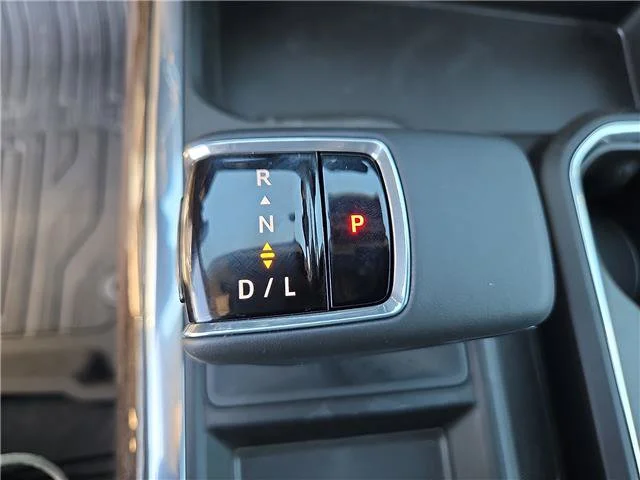 New 2026 Summit White GMC Elevation image 17