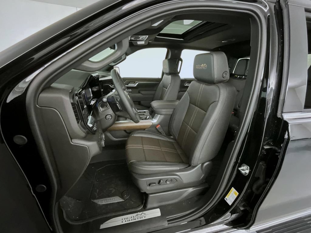 2026 Chevrolet Silverado 1500 High Country - Photo 12