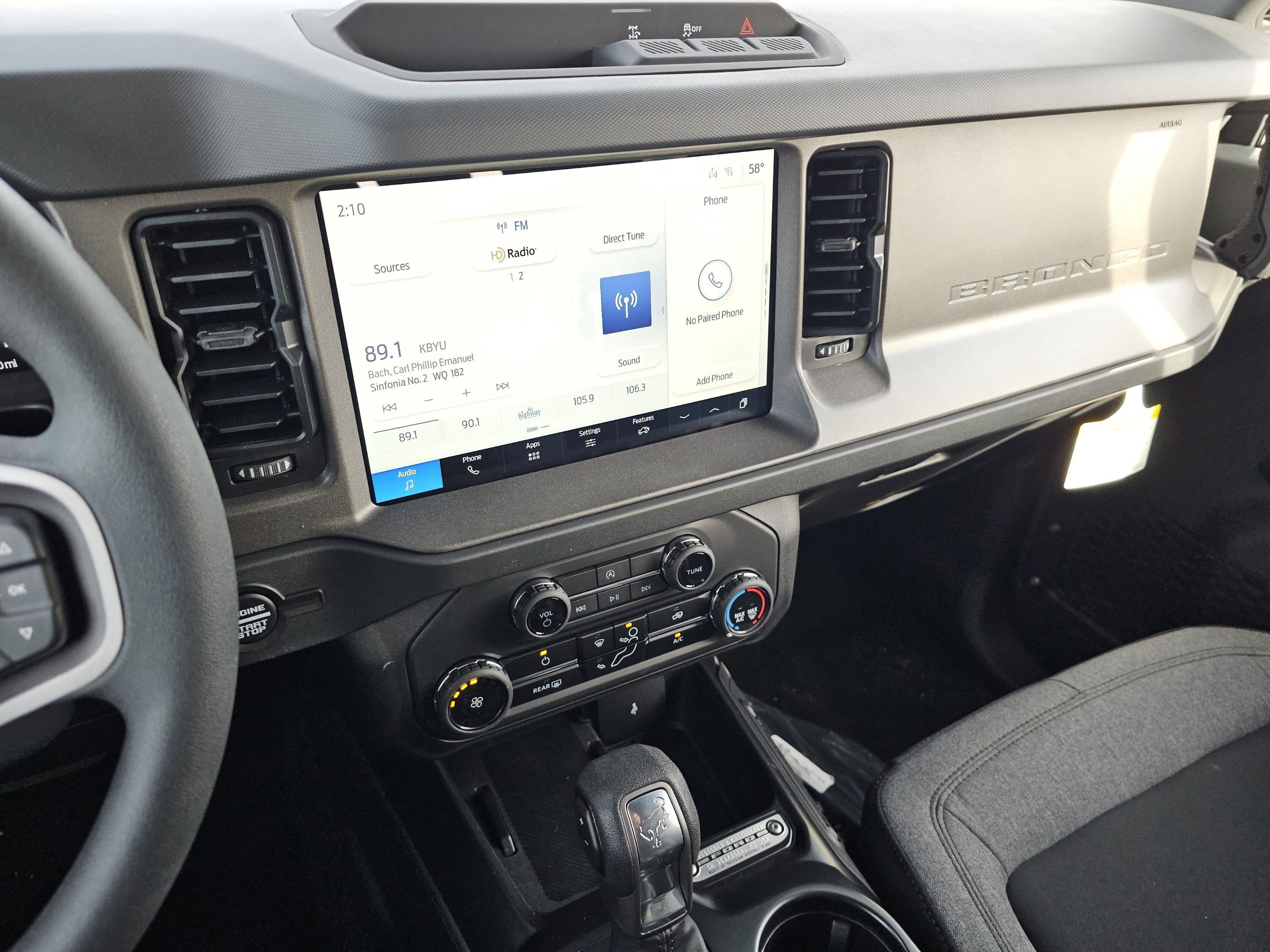 2025 Ford Bronco 4-Door Base - Photo 31