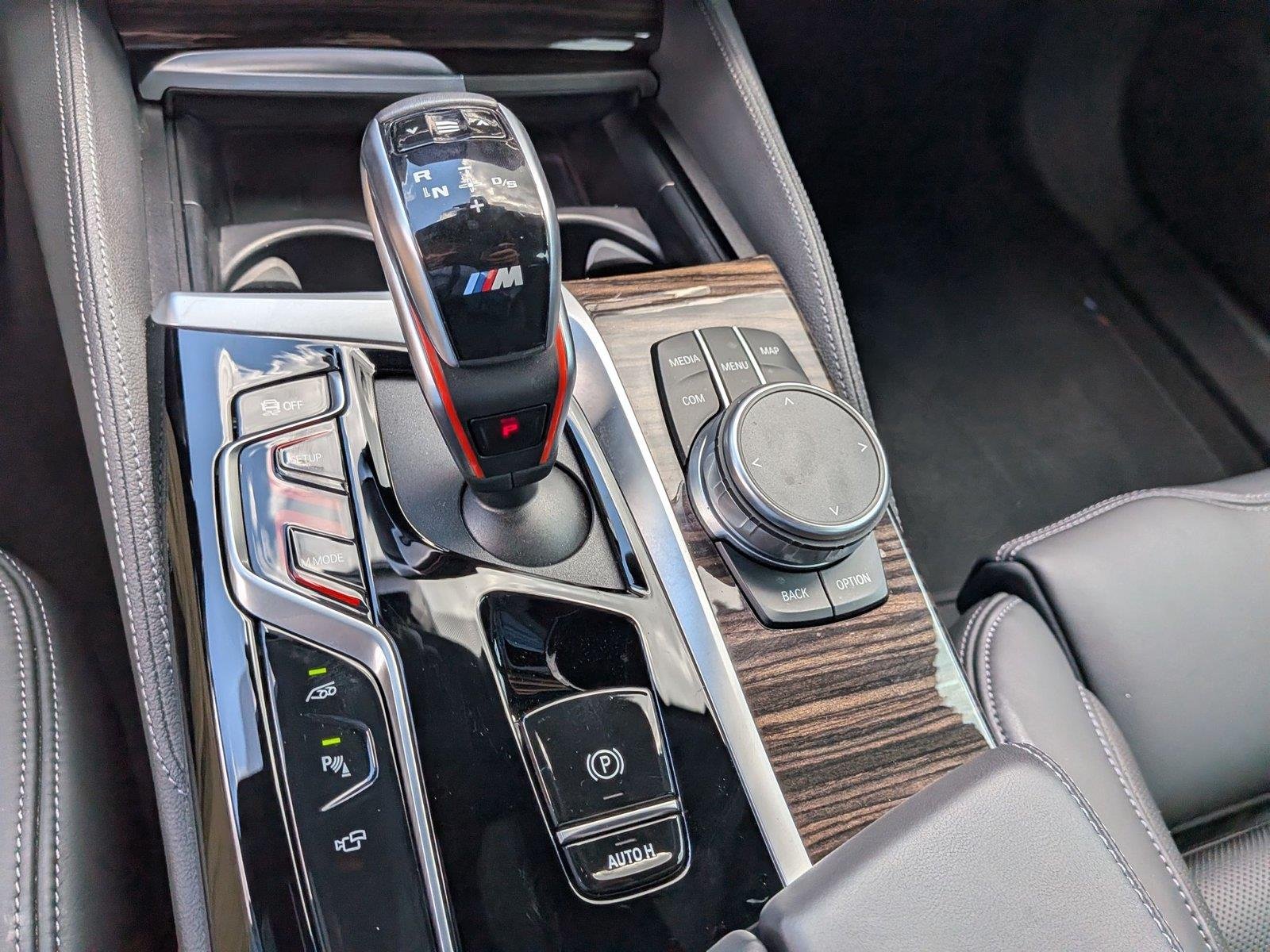 Used 2023 Marina Bay Blue Metallic BMW  image 27