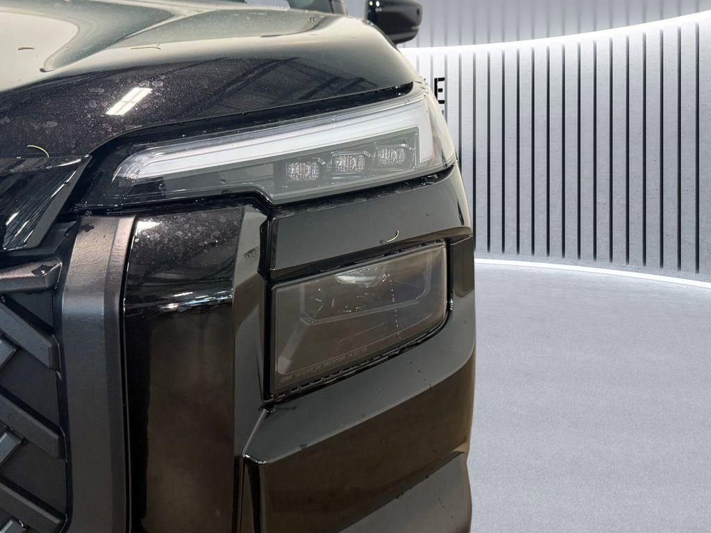 New 2026 CRYSTAL BLACK SILICA Subaru Limited XT image 18