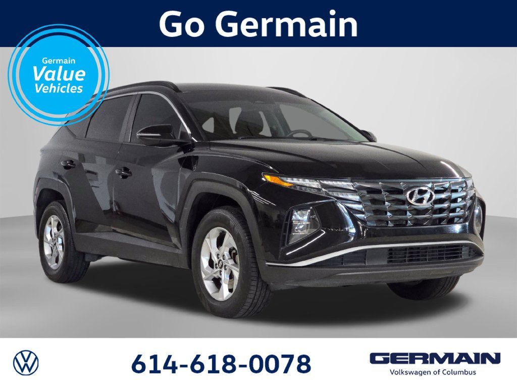 Used 2023 Phantom Black Hyundai SEL image 4