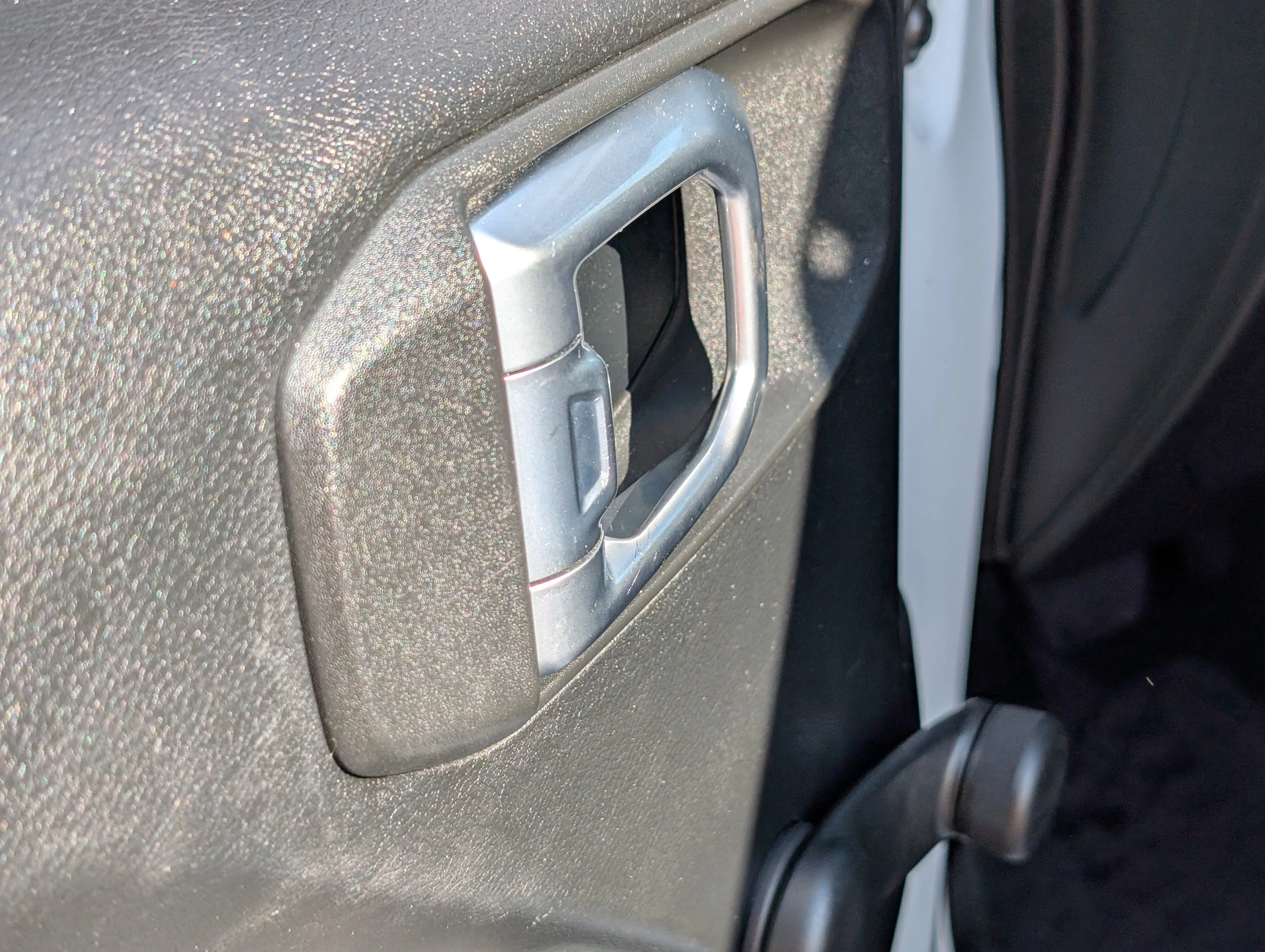 Used 2018 White Jeep Sport image 52
