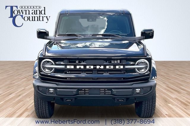 New 2026 Shadow Black Ford Outer Banks® image 14