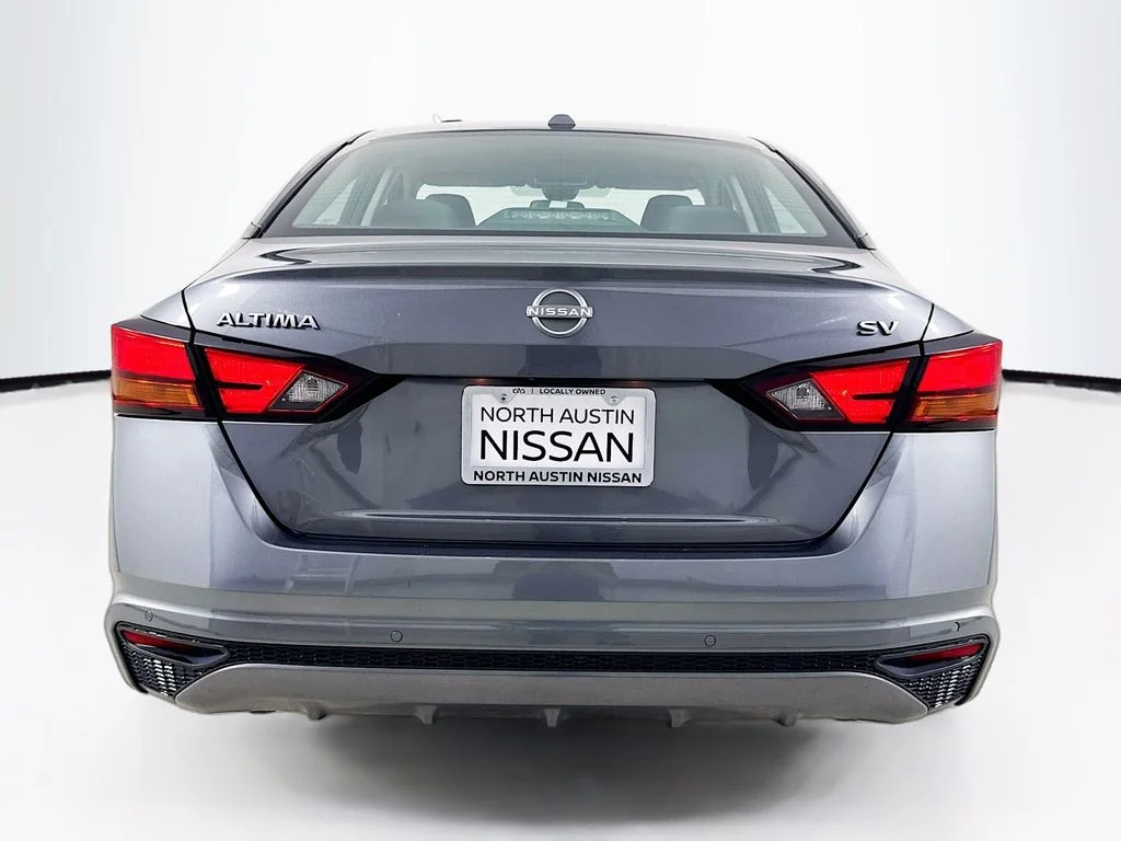 Certified Used 2024 Gray Nissan 2.5 SV image 7