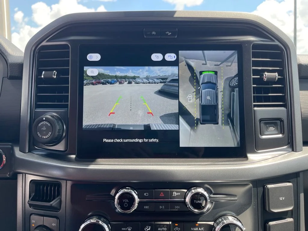 New 2026 Avalanche Ford XLT image 4