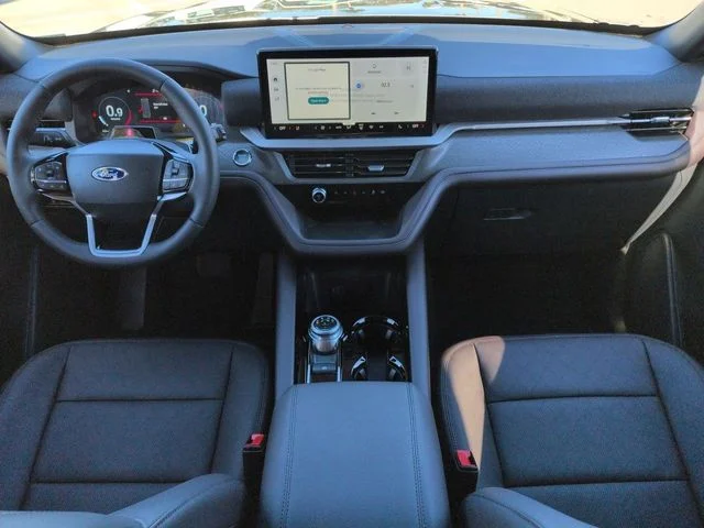 New 2026 Carbonized Gray Metallic Ford Platinum™ image 15