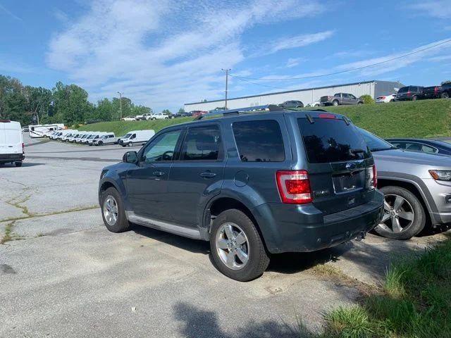 Used 2010 Steel Blue Metallic Ford Limited image 7