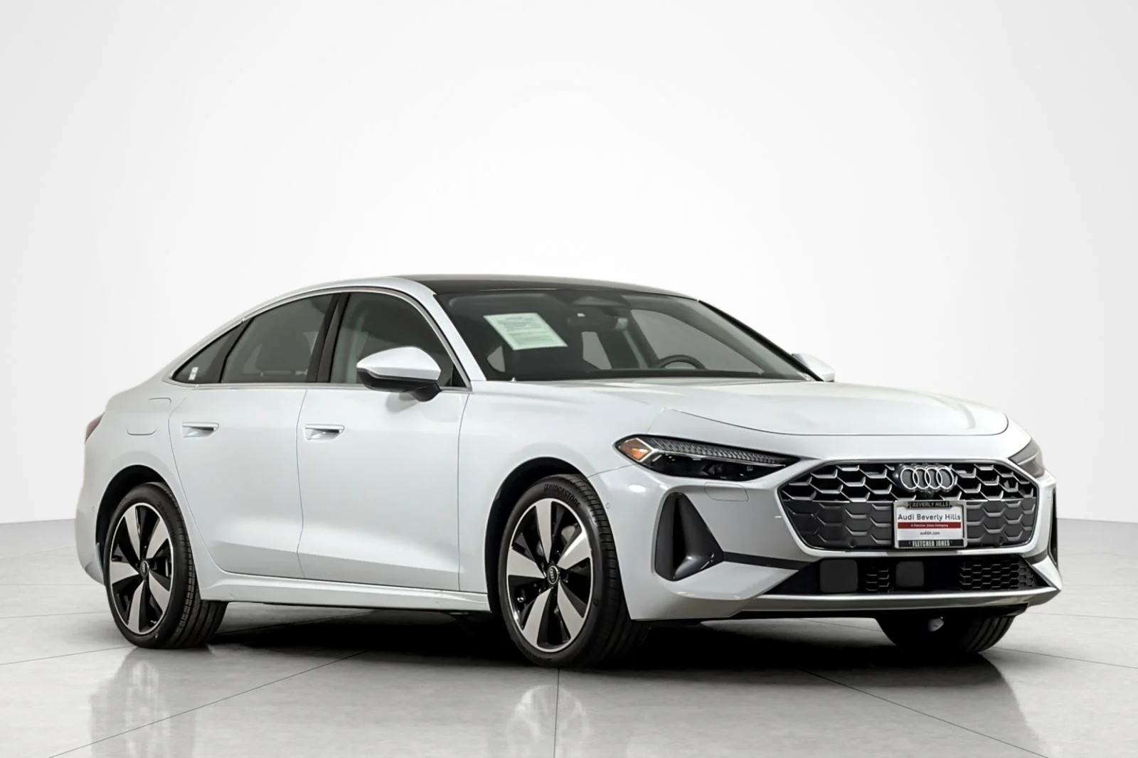 Used 2025 Glacier White Metallic Audi Premium Plus 2.0 TFSI quattro image 7