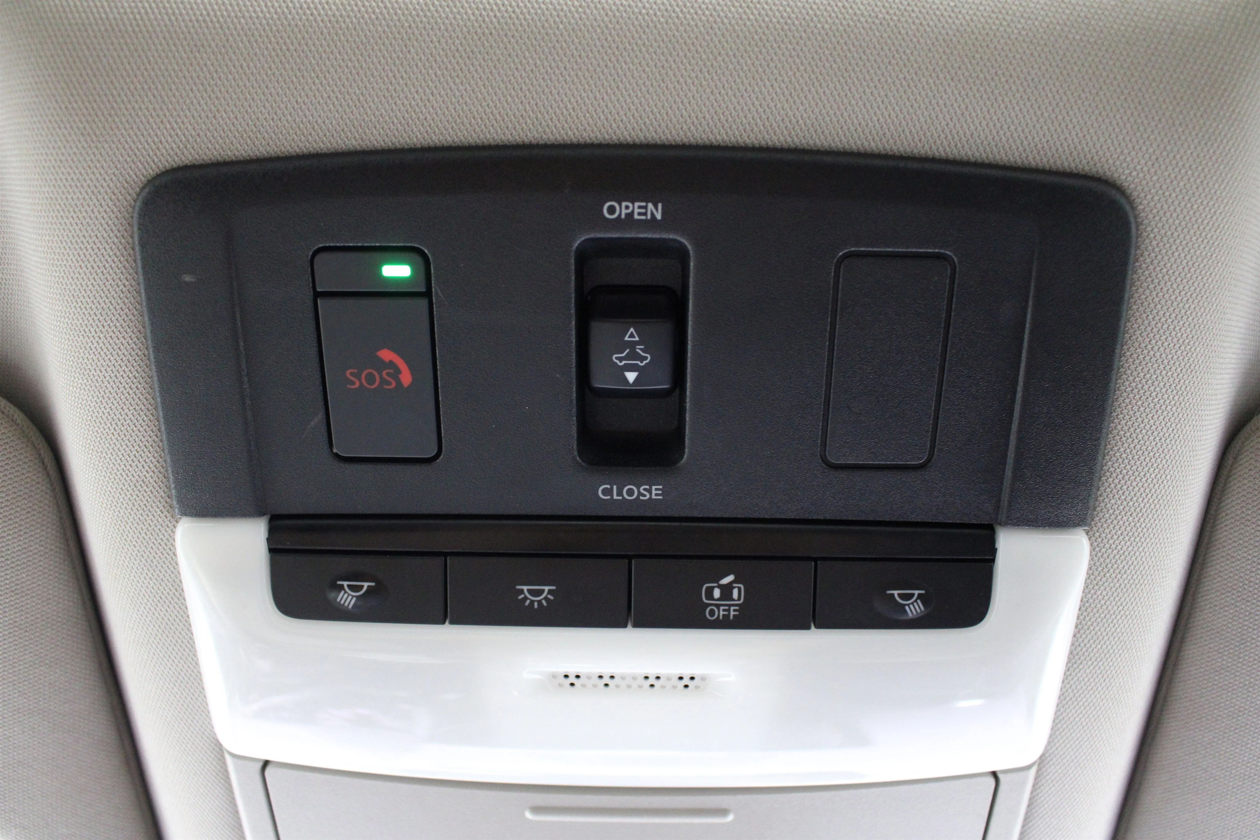 2023 Nissan Altima SR - Photo 19