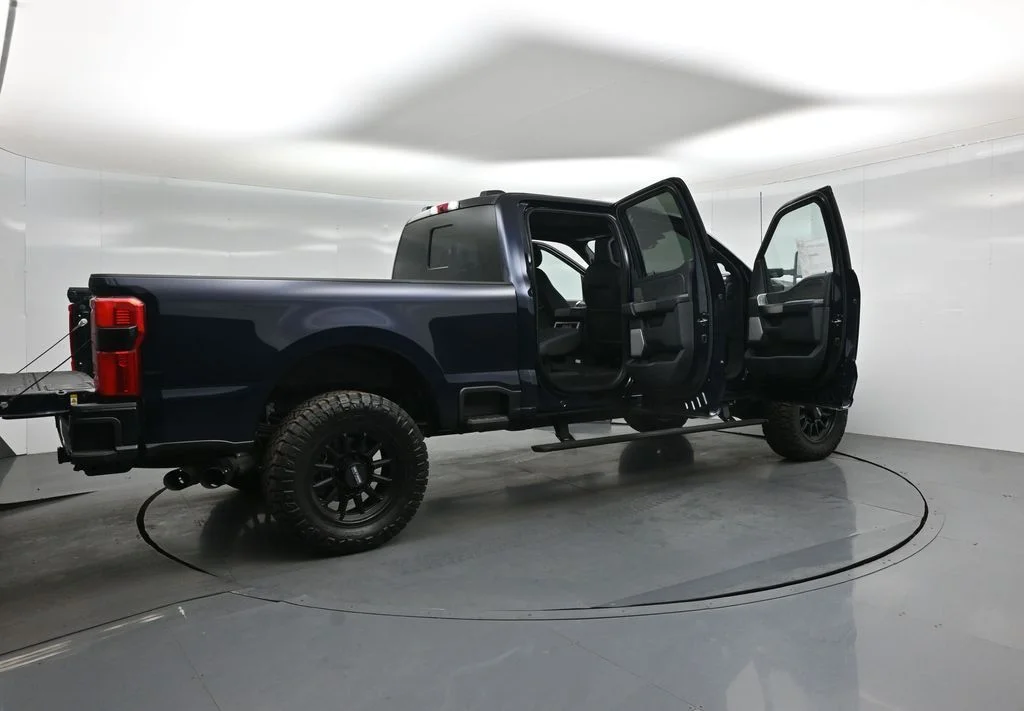 New 2025 Blue Ford Platinum image 5
