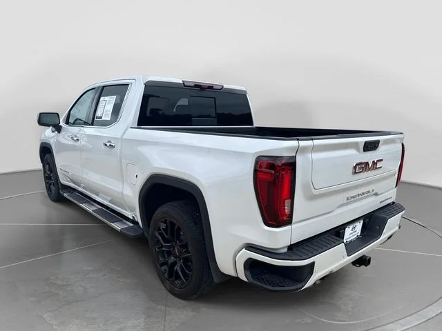 Used 2023 White GMC Denali image 6