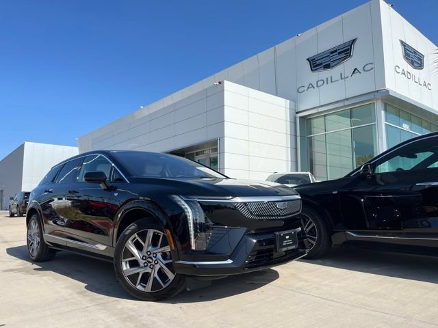 2025 Cadillac OPTIQ Luxury 1