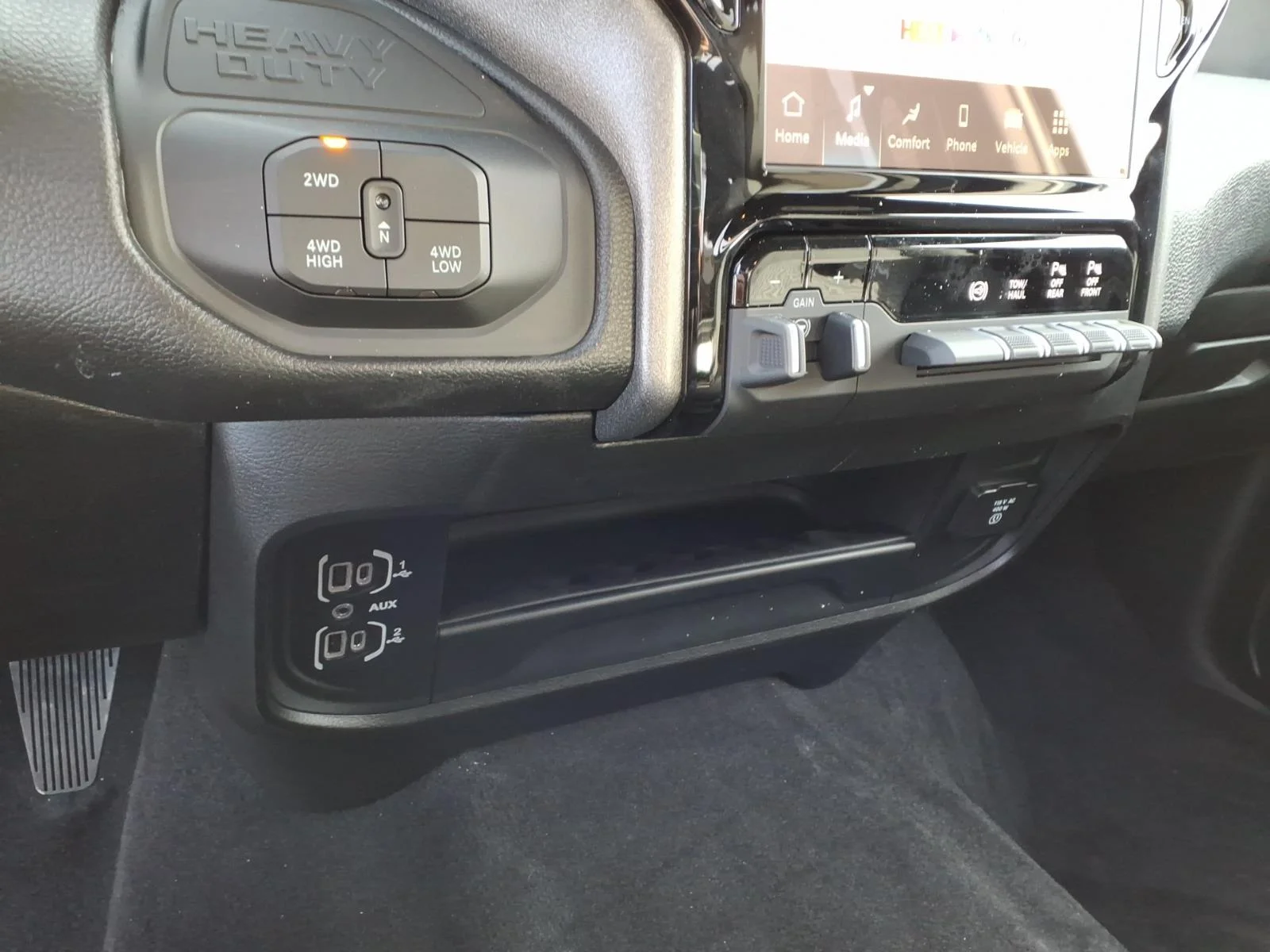 2026 RAM 3500 Tradesman - Photo 8