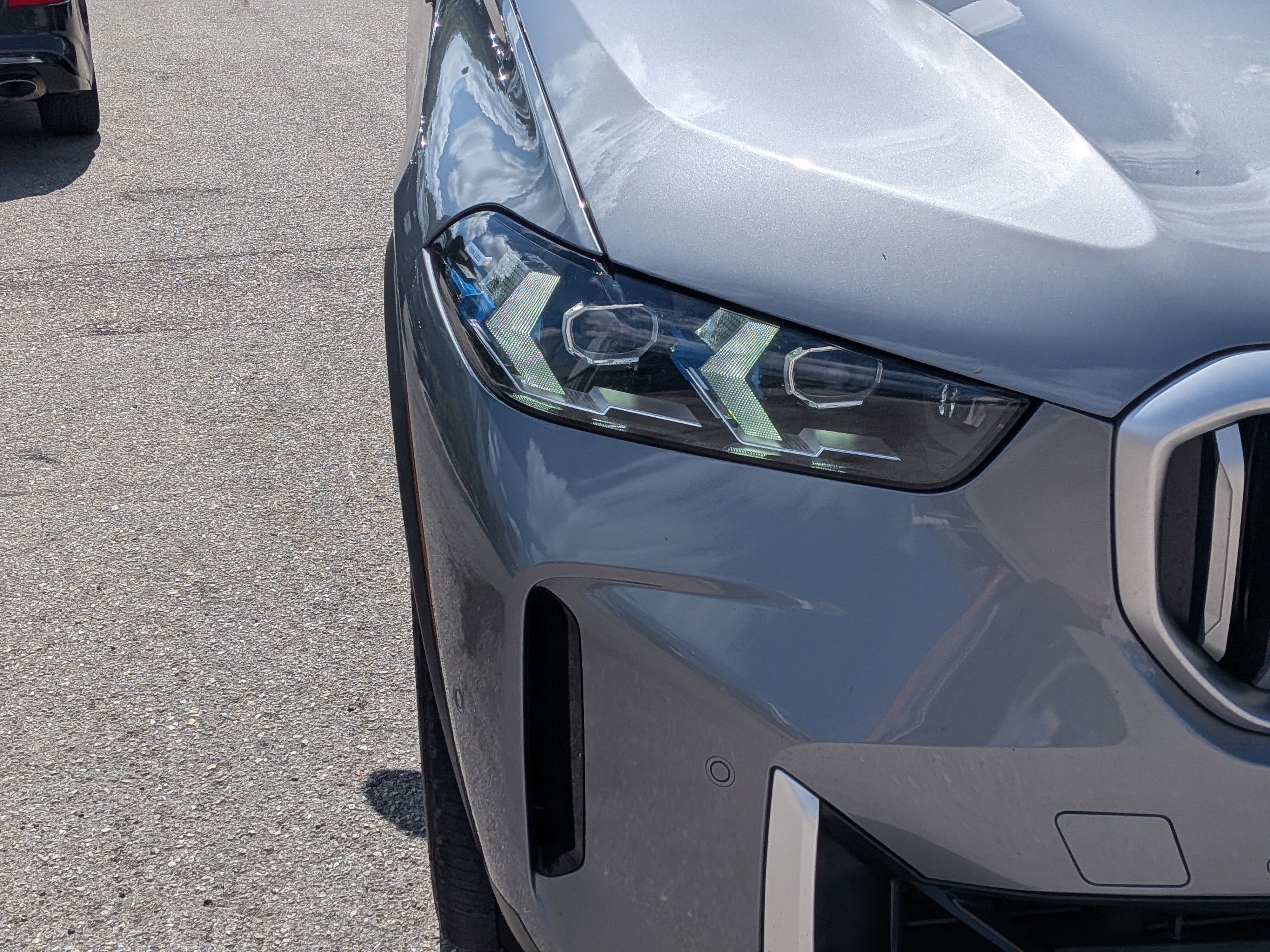 Used 2024 Skyscraper Gray Metallic BMW xDrive40i image 10