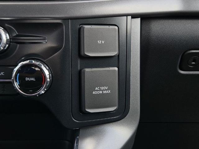 New 2026 Oxford White Ford XLT image 85