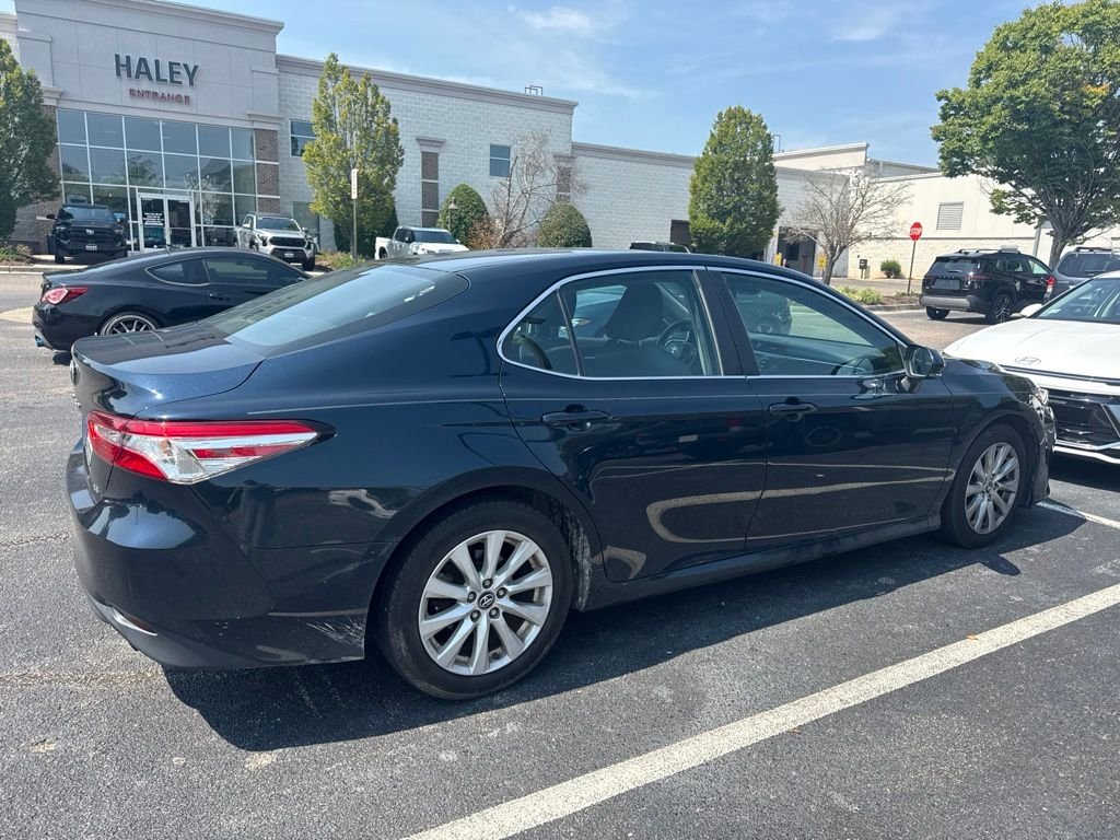 Used 2018 Blue Toyota LE image 2