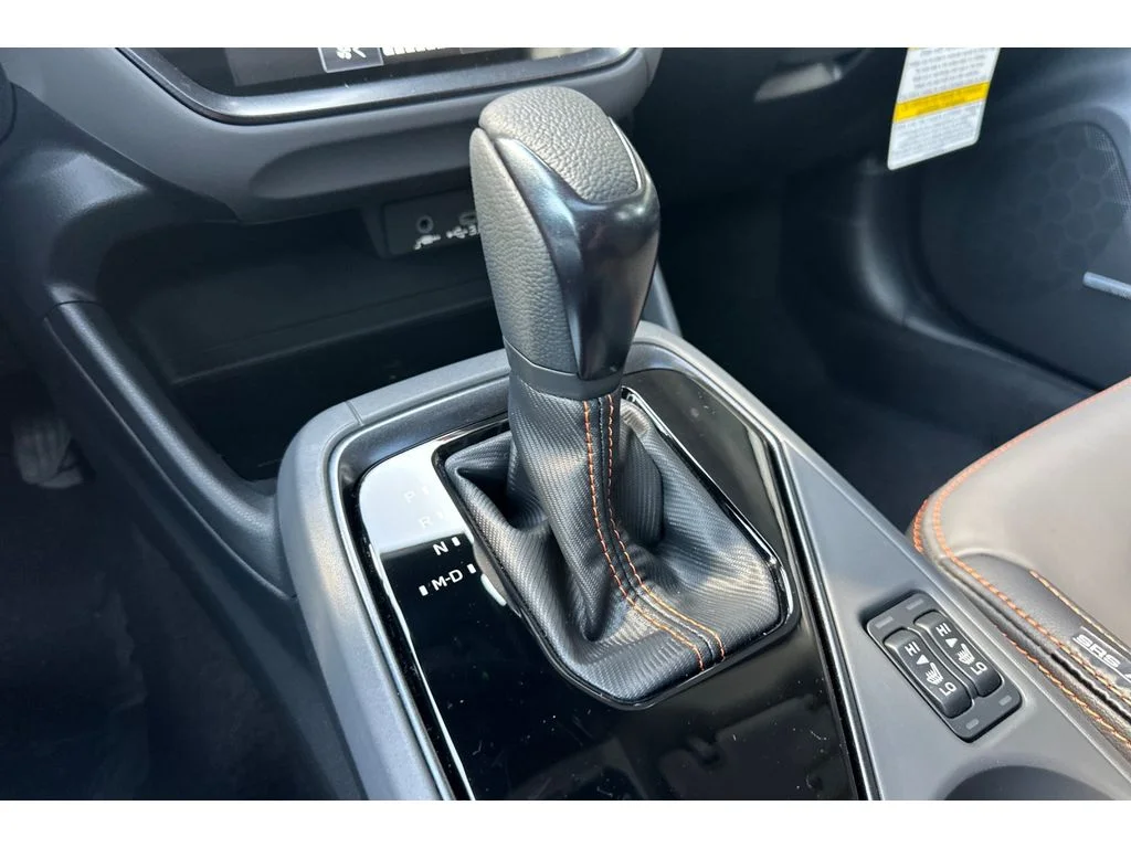 New 2026 CRYSTAL BLACK SILICA Subaru Limited Hybrid image 21