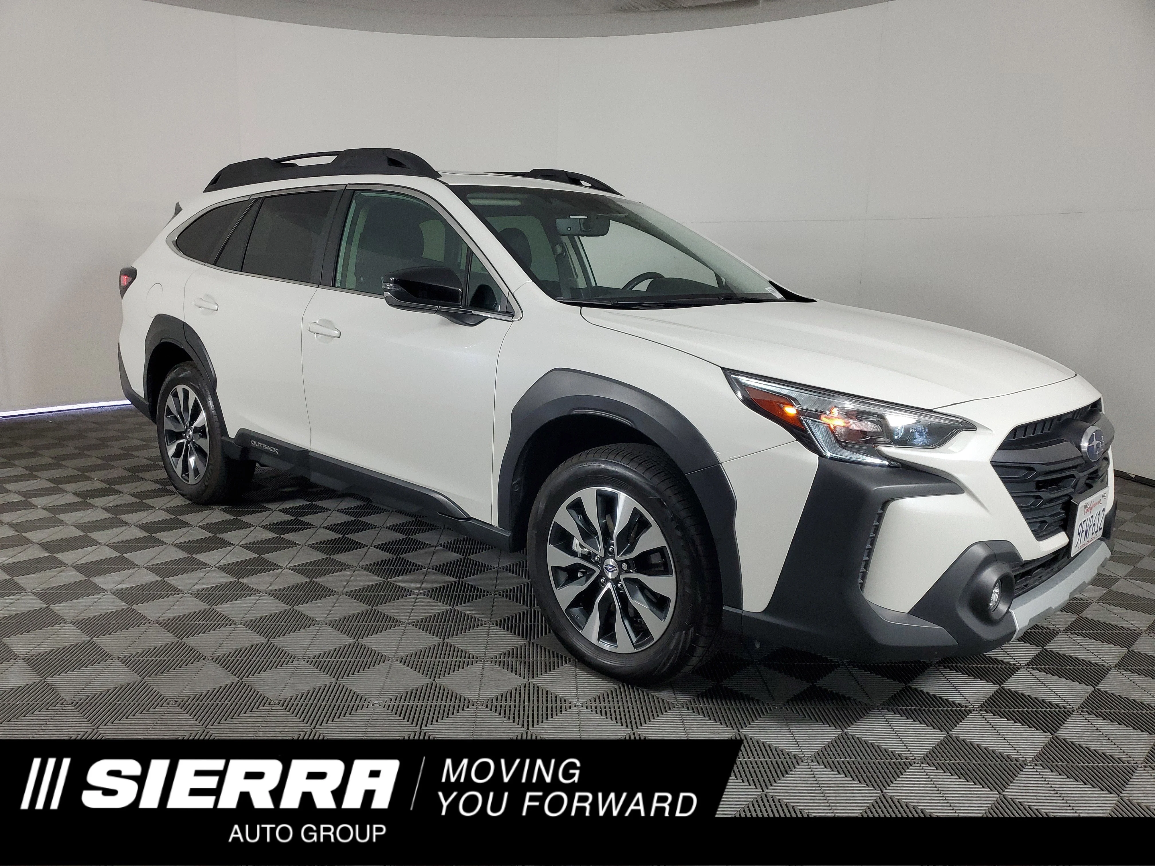 2023 Subaru Outback Limited's photo