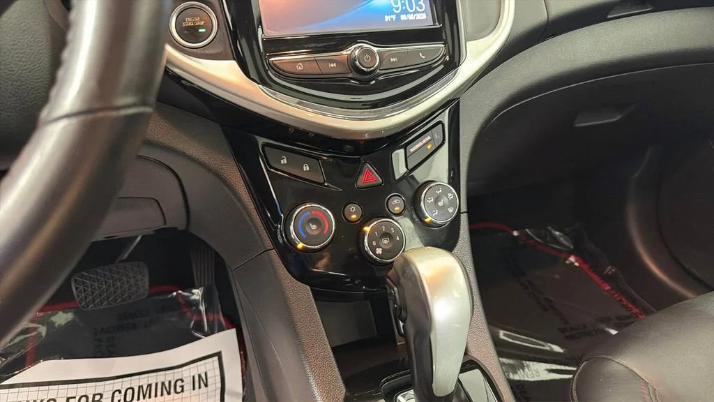 Used 2017 SUMMIT WHITE Chevrolet Premier image 22