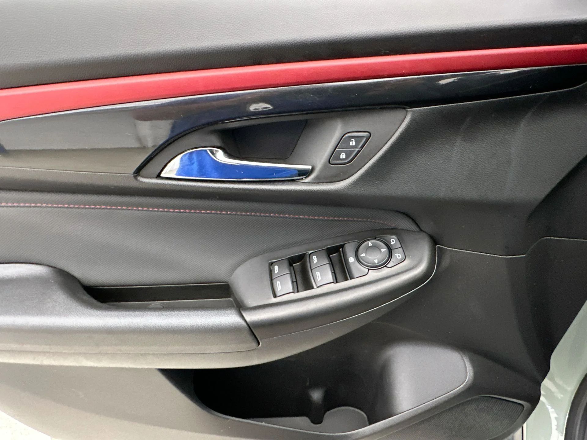 Used 2024 Green Chevrolet RS image 20