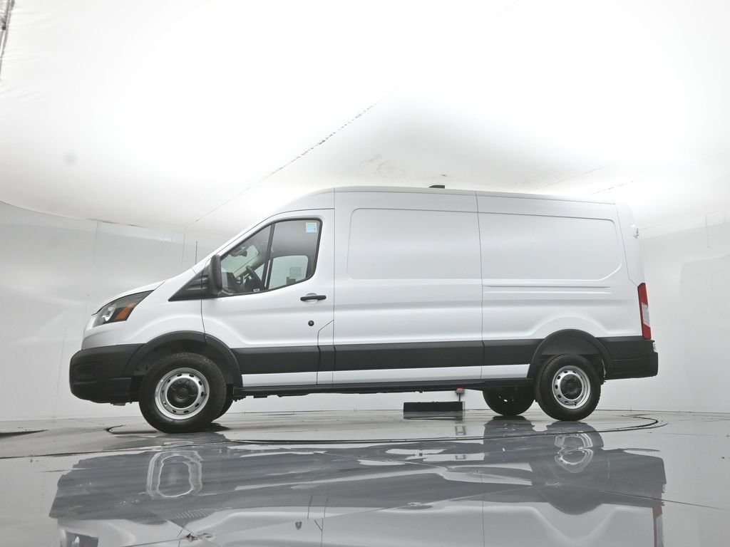 New 2026 Oxford White Ford Base image 48