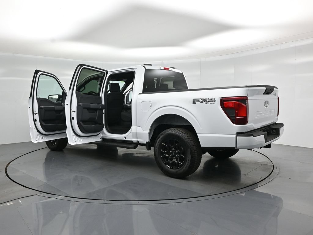 New 2026 White Ford XLT image 29