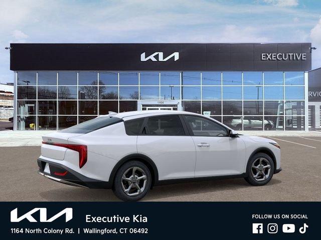 New 2026 Snow White Pearl Kia LXS image 6