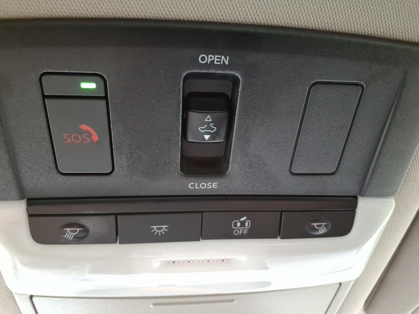 Used 2024 Pearl White Tricoat Nissan 2.5 SL image 19