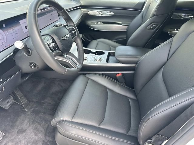 Used 2026 White Genesis 2.5T Select image 17