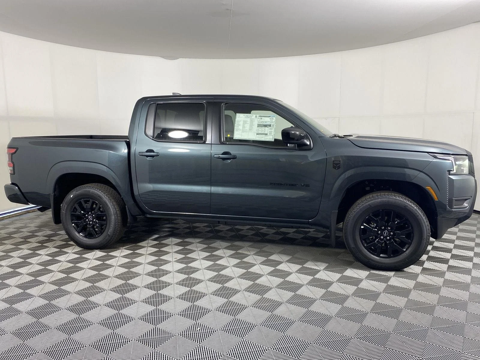 New 2027 Alpine Metallic Nissan Crew Cab SV image 20