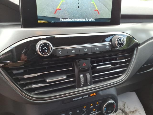 Used 2023 Gray Ford Active image 29